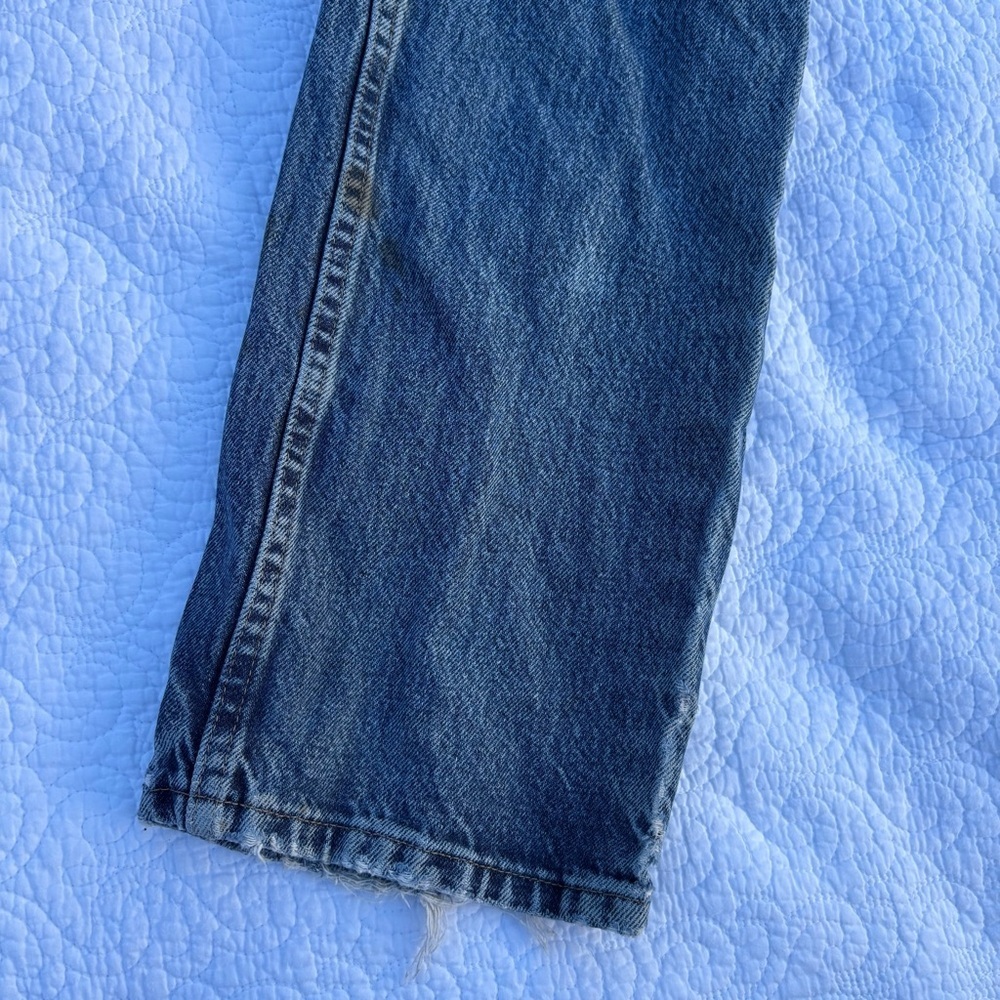 Vintage Distressed Wrangler Jeans | Tagged Men’s 34x32 | Fits Women’s 10/12 - Picture 13 of 16